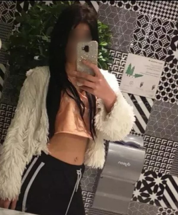 Berna D. - Sincan Genç Escort
