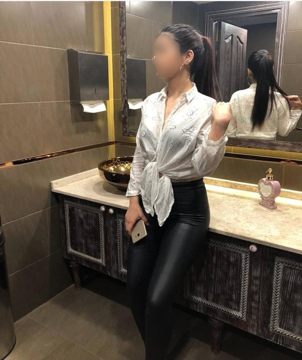 Defne M. - Yenimahalle Genç Escort