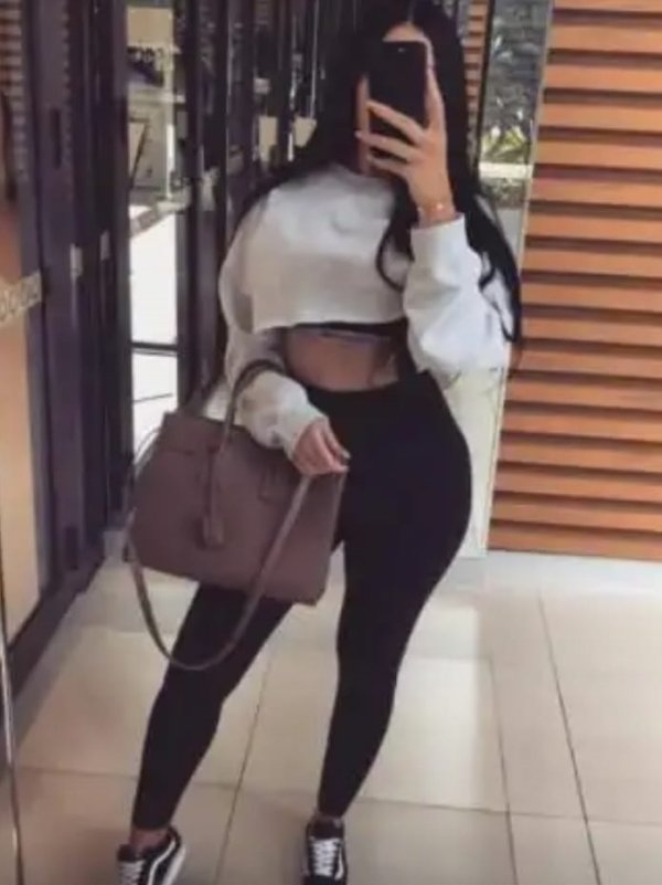 Gökçe - Kızılay Model Escort