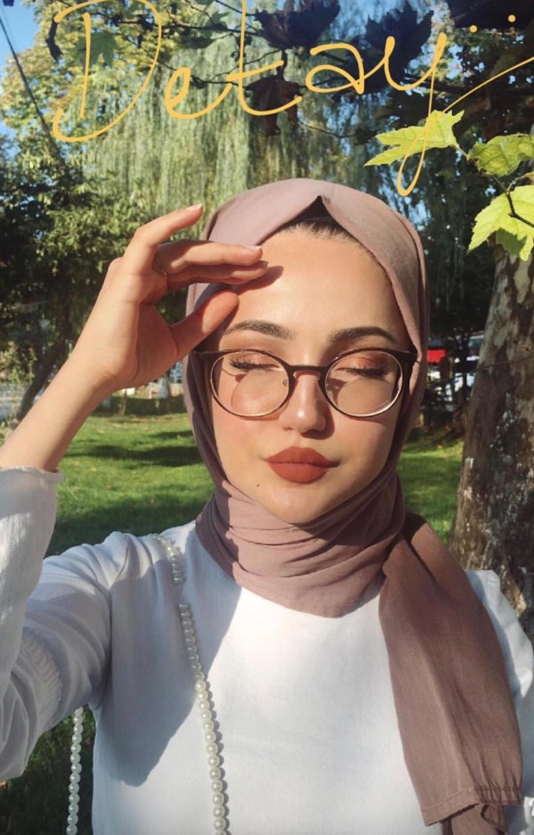 Özge - Yenimahalle Elit Escort