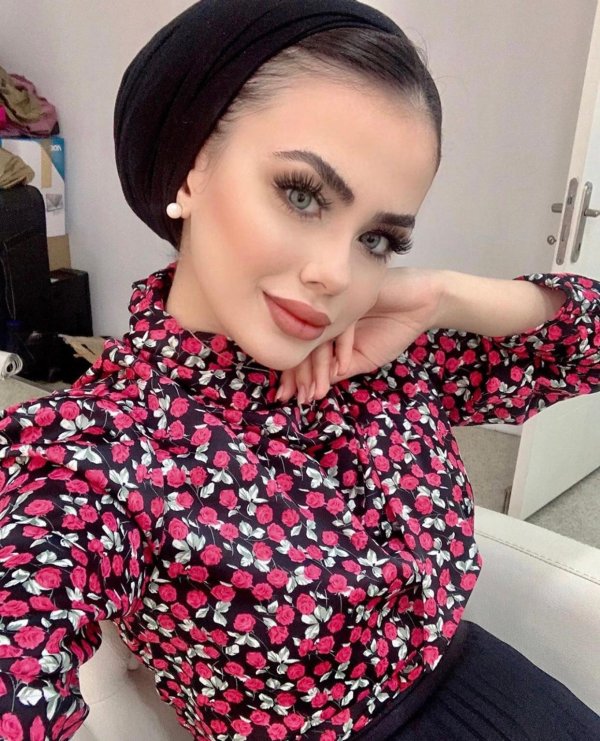 Tuğçe - Yenimahalle Esmer Escort