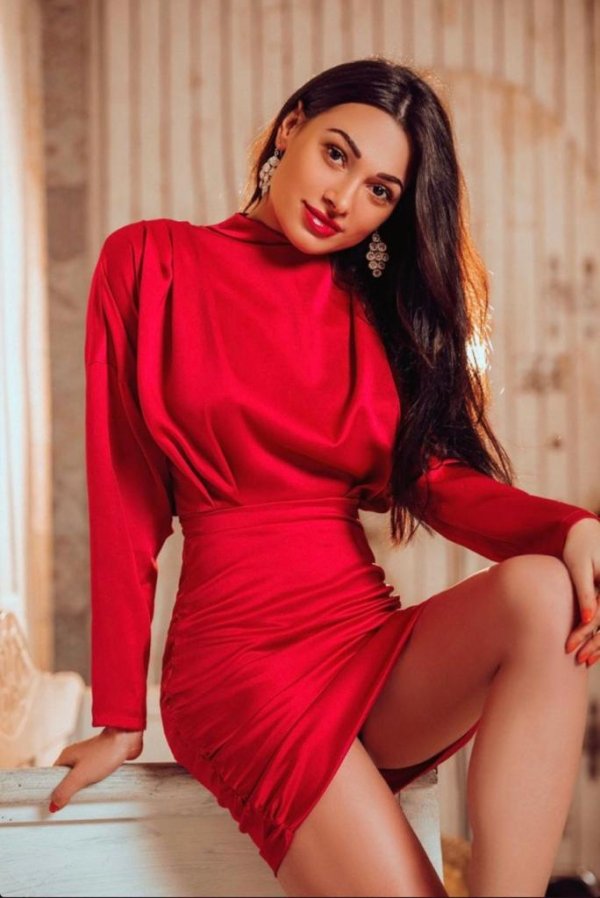 Zeynep D. - Sincan Üniversiteli Escort